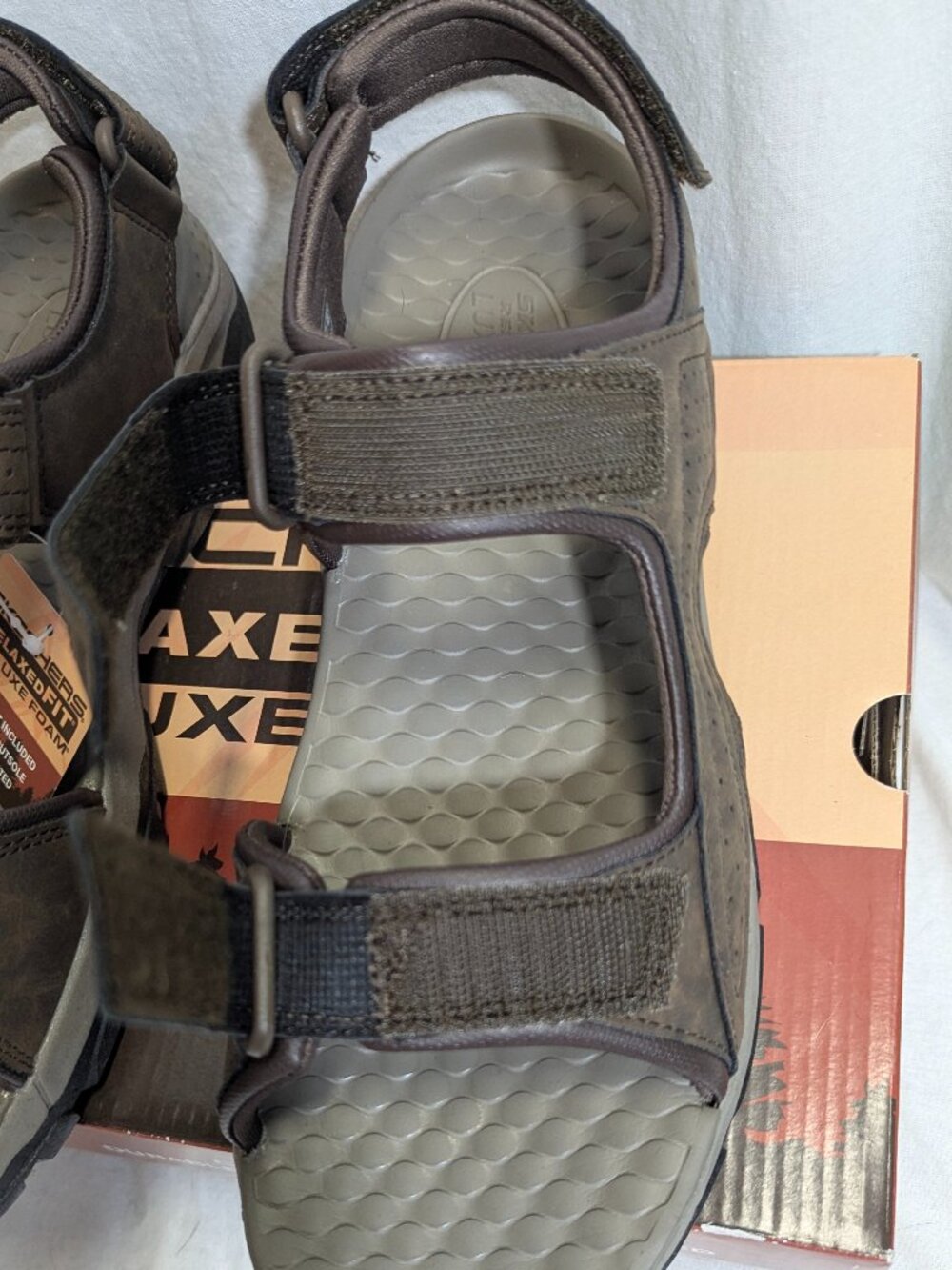 NIB Skechers Size 11 Tresmen Garo Chocolate Colored Sandals With Velcro - Picture 11 of 13